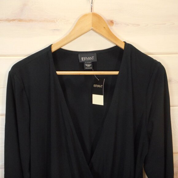 NWT Lane Bryant Womens Size 14/16 Black Top Surplice Deep V-neck 3/4 Sleeve - Picture 2 of 11